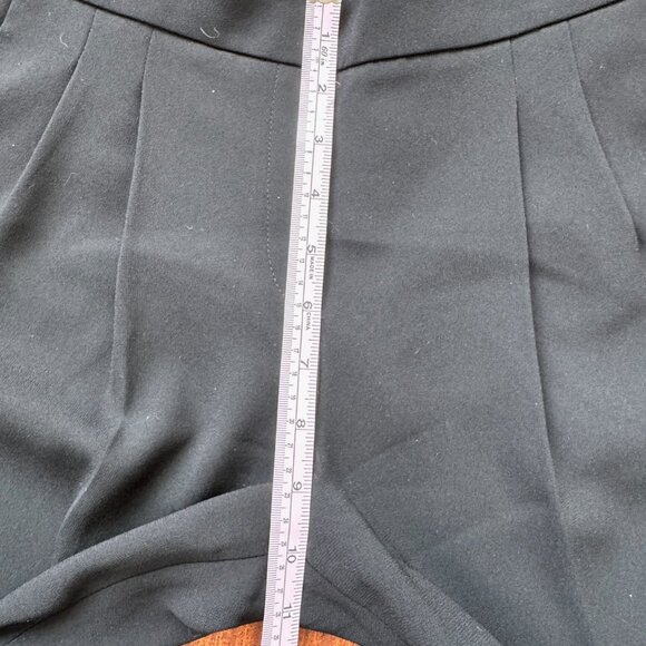 ✨ Babaton/Aritzia | Pleated Front Pull on Dress Pant Black | Size 6 ✨ - Picture 8 of 9